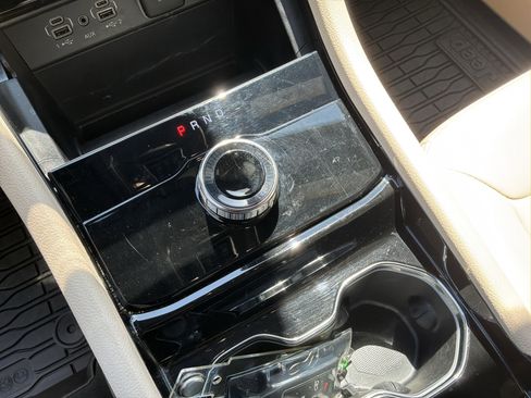 Used 2023 Jeep Grand Cherokee L Limited image 26