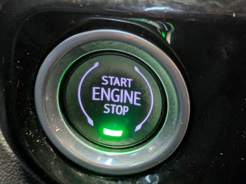 Used 2022 Chevrolet Silverado 1500 High Country w/ Z71 Off-Road Package image 29