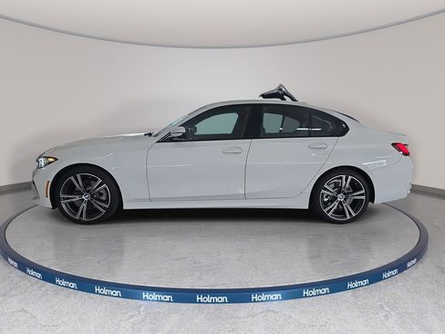 Used 2023 BMW 330i Sedan w/ Driving Assistance Package image 11