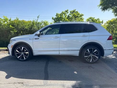 Used 2024 Volkswagen Tiguan SEL R-Line AWD/4WD image 5