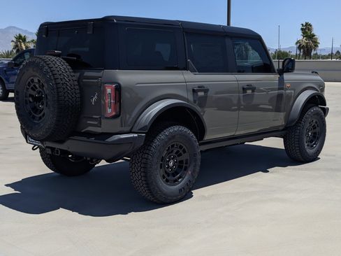 New 2026 Ford Bronco Badlands AWD/4WD image 2
