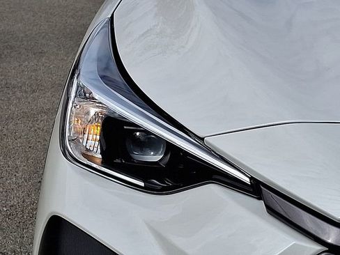 New 2026 Subaru Crosstrek 2.0i Premium image 10