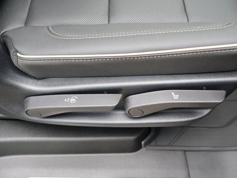 New 2025 Chevrolet Suburban Premier w/ Sun And Tow Package image 42