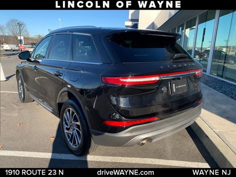 Certified 2022 Lincoln Corsair AWD w/ Equipment Group 101A image 3