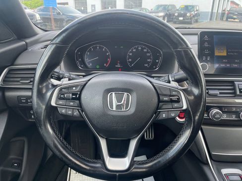 Used 2018 Honda Accord Sport image 20