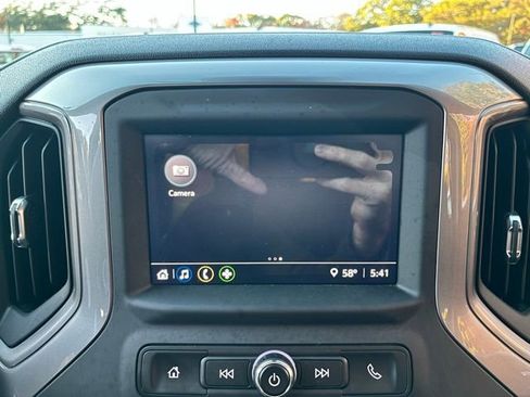 Used 2022 Chevrolet Silverado 1500 Custom image 32