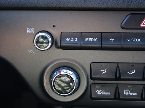 Used 2020 Kia Sportage LX image 27