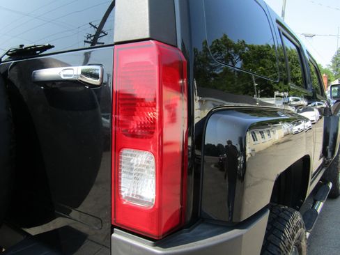 Used 2006 HUMMER H3 AWD/4WD image 9