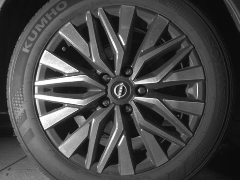 Used 2025 Nissan Altima 2.5 SV image 15