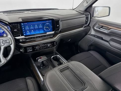 Used 2022 Chevrolet Silverado 1500 RST AWD/4WD image 22