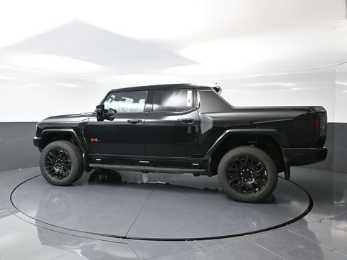 New 2025 GMC Hummer EV 2X w/ LPO, Sport Package image 8