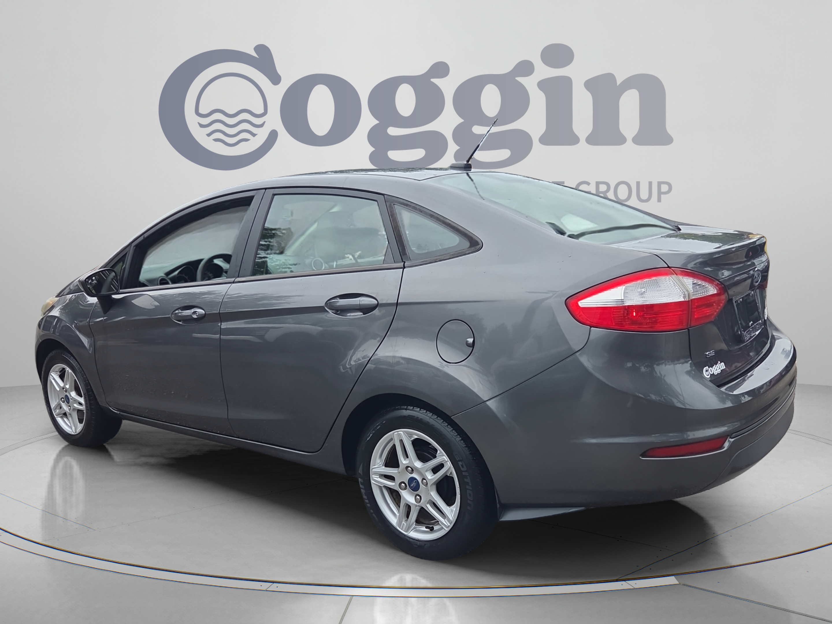 Used 2019 Ford Fiesta SE FWD image 3