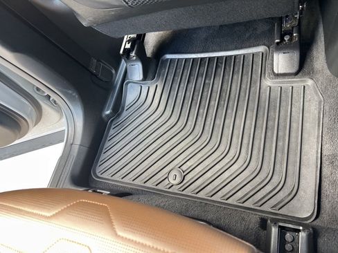 Used 2022 Kia Telluride SX w/ SX Prestige Package AWD/4WD image 52