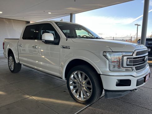Used 2019 Ford F150 Limited w/ Trailer Tow Package image 3