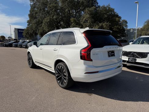 Used 2026 Volvo XC90 B6 Ultra w/ Protection Package AWD/4WD image 4