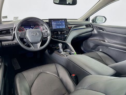 Used 2023 Toyota Camry XSE FWD image 27