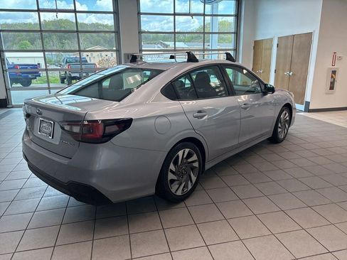 Used 2024 Subaru Legacy Limited AWD/4WD image 7