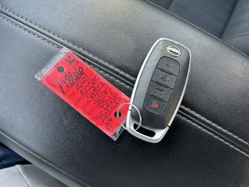 Used 2024 Nissan Sentra SV image 56