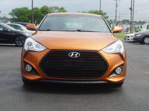 Used 2016 Hyundai Veloster Turbo w/ Option Group 04 image 2