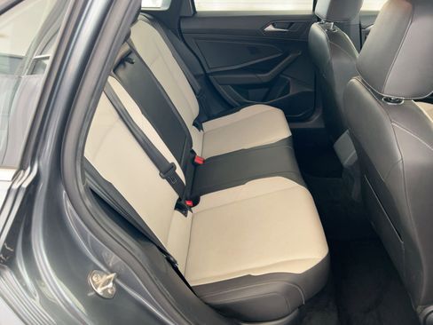 Used 2019 Volkswagen Jetta R-Line image 35