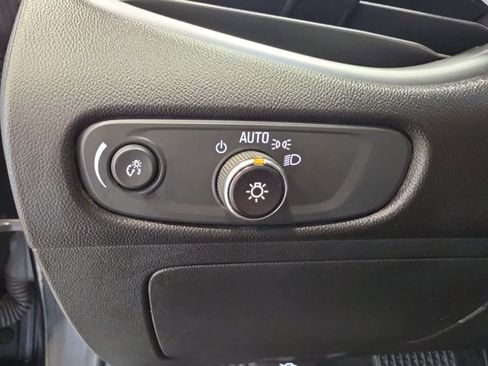 Used 2023 Chevrolet Malibu LT FWD image 18
