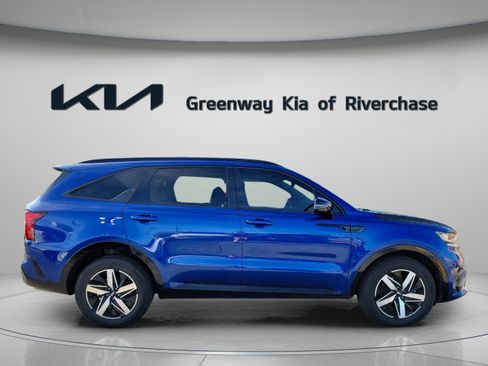 Used 2021 Kia Sorento S image 7