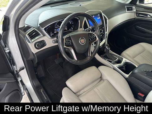 Used 2013 Cadillac SRX Luxury image 9