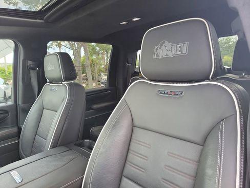 Used 2024 GMC Sierra 2500 AT4X w/ AT4X AEV Edition AWD/4WD image 21
