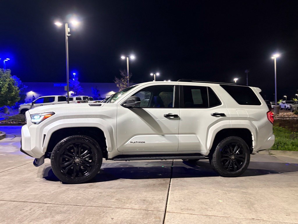 Used 2026 Toyota 4Runner Platinum AWD/4WD image 4