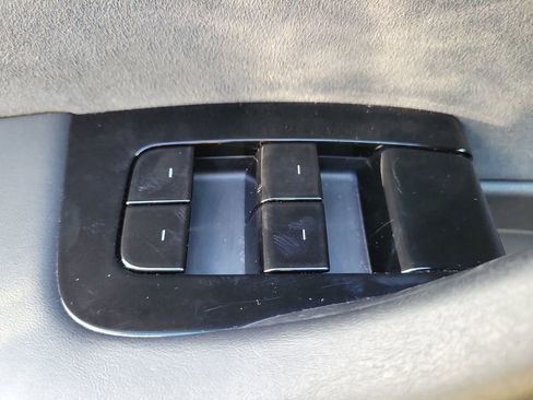 Used 2020 Tesla Model 3 Standard Range Plus image 21