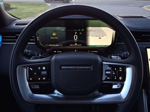 New 2025 Land Rover Range Rover SE image 19