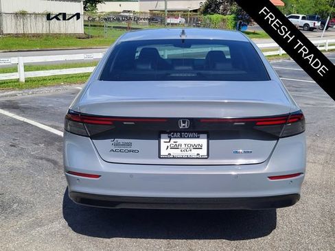 Used 2024 Honda Accord EX-L image 3