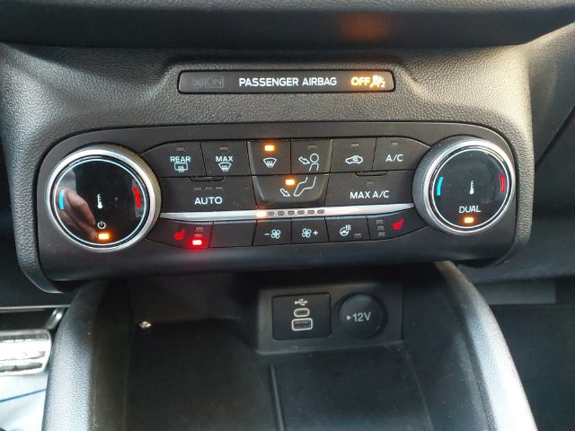 Used 2024 Ford Escape ST-Line AWD/4WD image 17