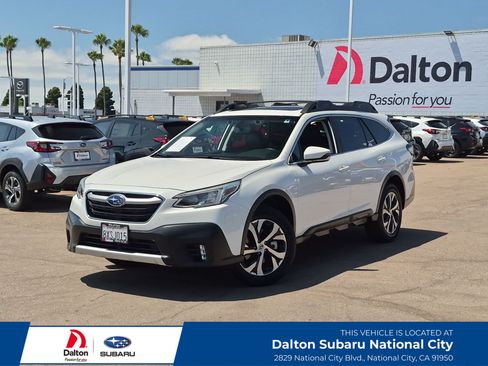 Used 2022 Subaru Outback Limited AWD/4WD image 1