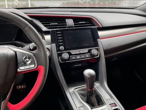 Used 2021 Honda Civic Type R image 9