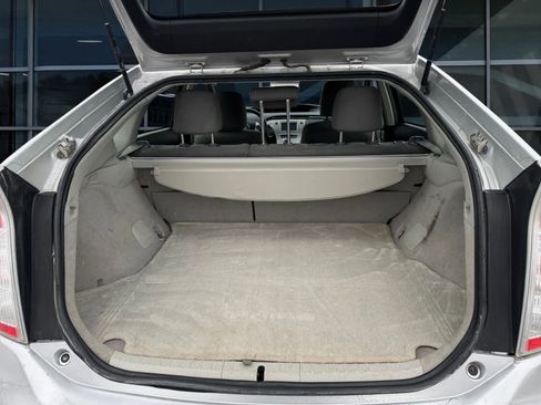 Used 2014 Toyota Prius Two image 10