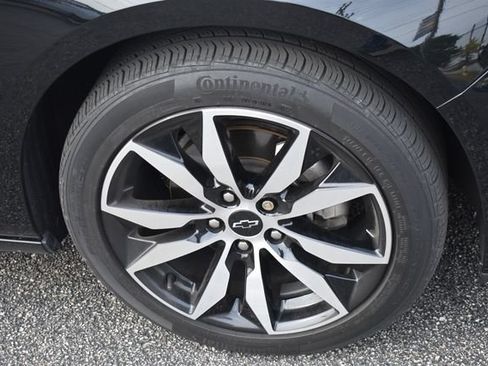 Used 2022 Chevrolet Malibu RS FWD image 11
