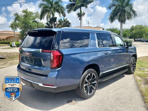 New 2026 GMC Yukon XL Elevation AWD/4WD image 4