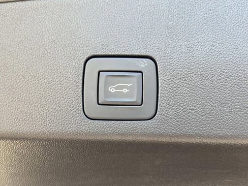 Used 2023 Buick Encore GX Select w/ Experience Buick Package FWD image 11