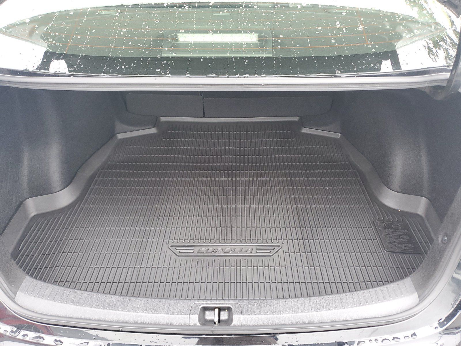Certified 2024 Toyota Corolla XLE FWD image 8