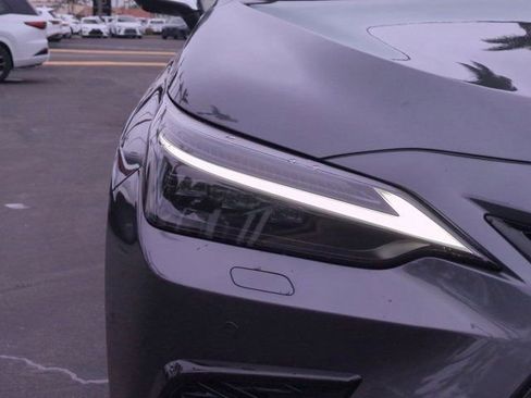 Certified 2024 Lexus NX 450h+ F Sport image 11