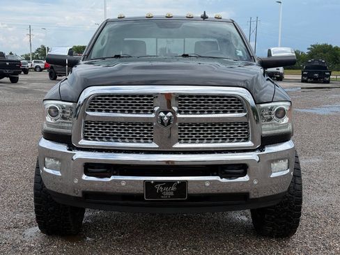 Used 2016 RAM 2500 Laramie AWD/4WD image 2