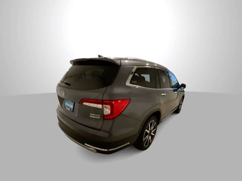 Used 2021 Honda Pilot Touring image 8