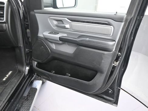 Used 2021 RAM 1500 Big Horn image 9