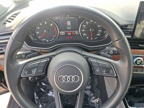 Used 2023 Audi A4 2.0T Premium w/ Convenience Package image 16