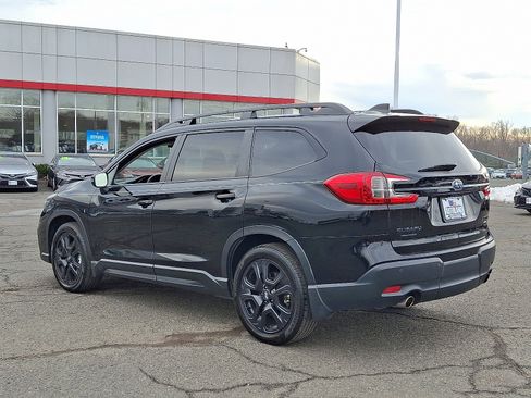 Used 2023 Subaru Ascent Onyx Edition image 5