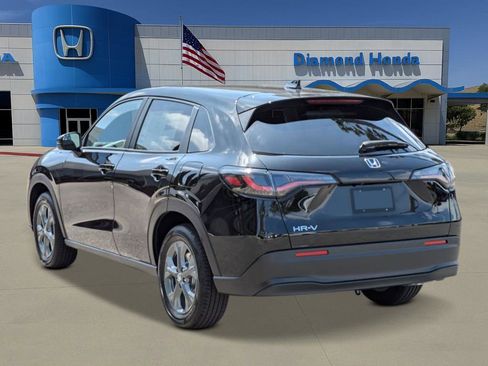 New 2026 Honda HR-V LX image 2