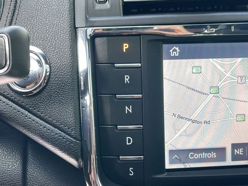 Used 2020 Lincoln Continental Reserve w/ Luxury Package FWD image 36