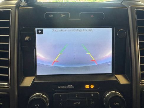 Used 2019 Ford F250 XLT AWD/4WD image 14