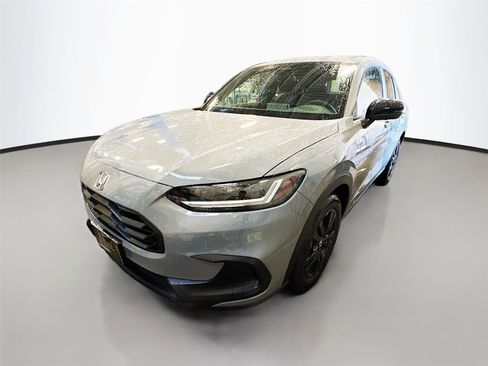 New 2027 Honda HR-V Sport image 4